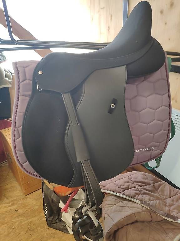 Selles, accessoires: Wintec VS-2000 HART – Neuf avec emballage d'origine à Bullet par Talullah 2