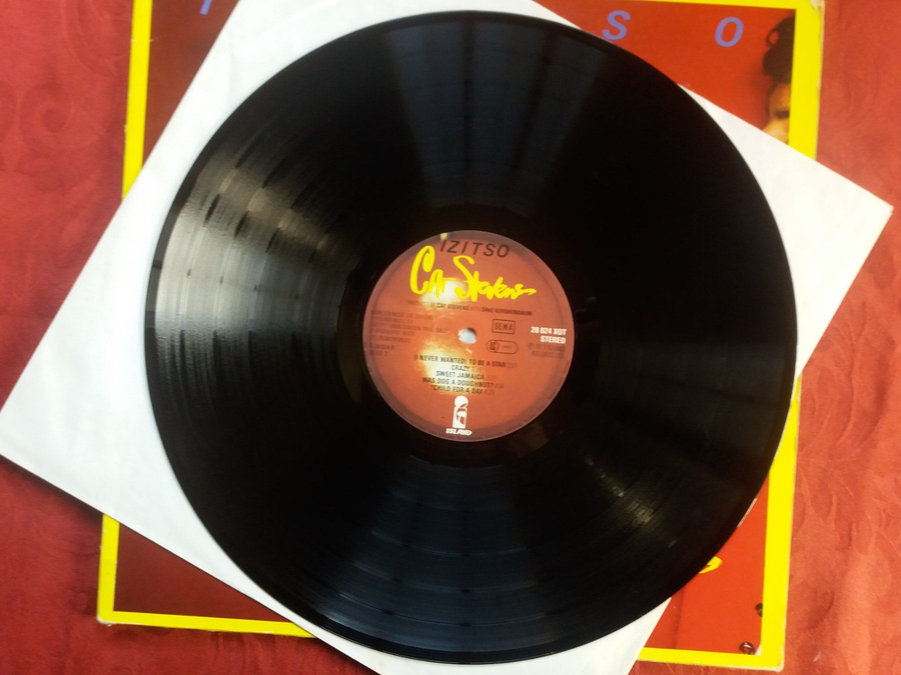 Dischi in vinile: LP (Cat Stevens) Izitso – Usato da Meyrin venduto da toutatis 2