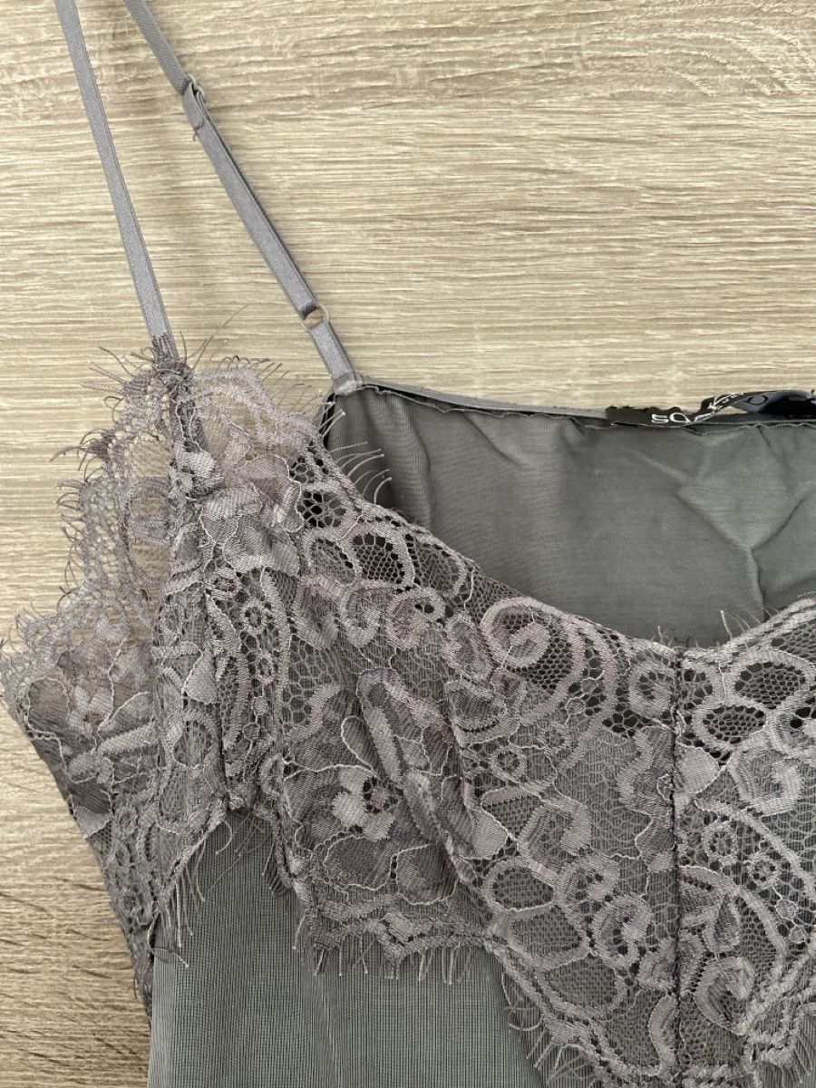 Top: Soaked in Luxury Top L – Nuovo (secondo la descrizione) da Bossonnens venduto da Ylangsoleil 2