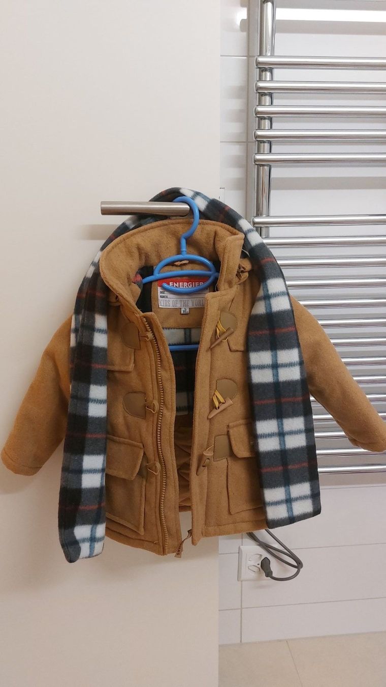 Jacken & Mäntel: Jacke Gr.86 – Gebraucht aus Rütihof von Juass