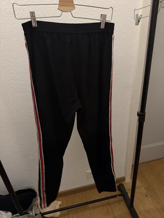 Tally Weijl Hose schwarz mit Seitenstreifen Grösse 38