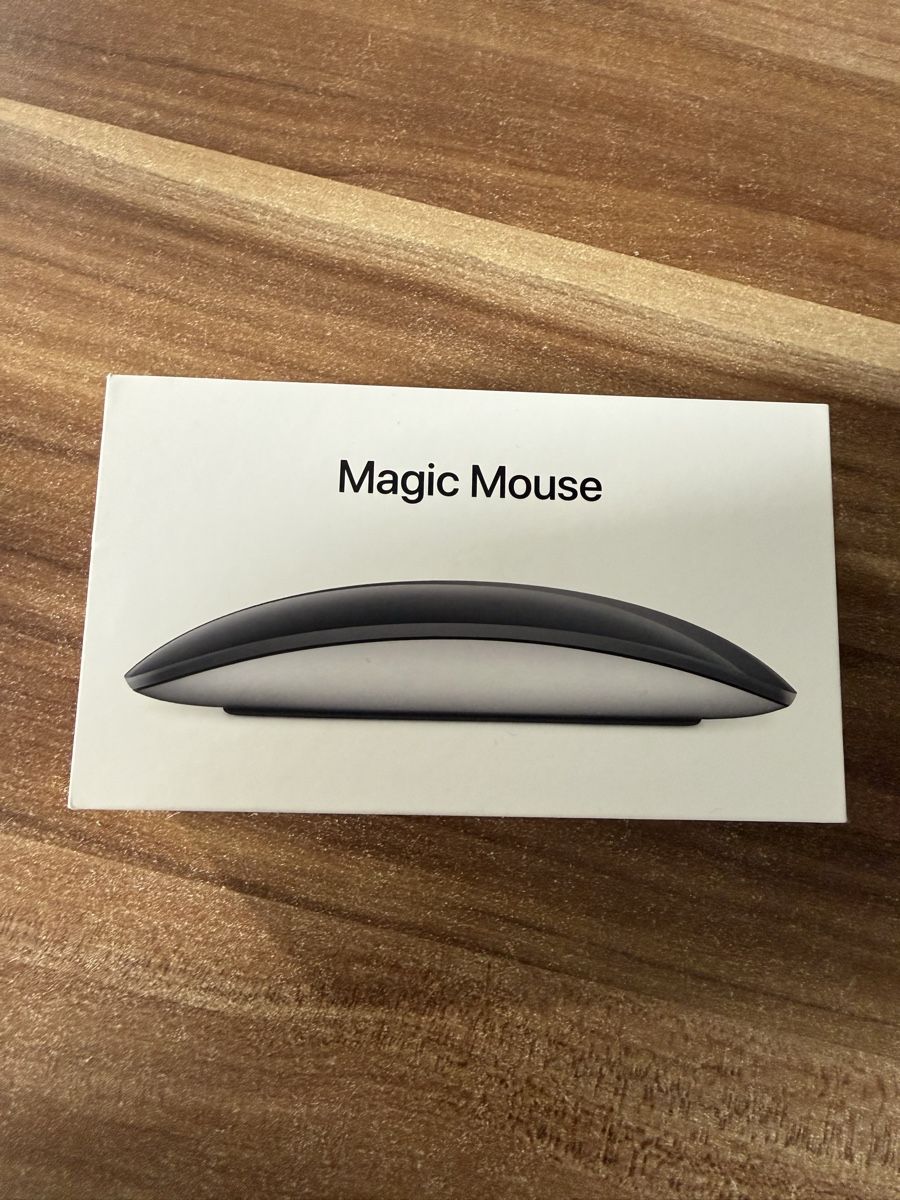 Apple Souris: Apple Magic Mouse Multi-Touch Black neuwertig – Neuf avec emballage d'origine à Rickenbach Sulz par Sportskanone