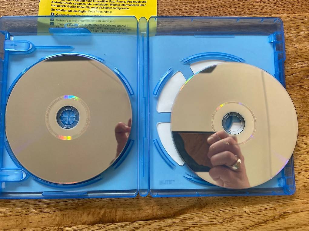 Tous les DVDs: Der Hobbit Eine unerwartete Reise – D'occasion à Zürich par Sybille90 3