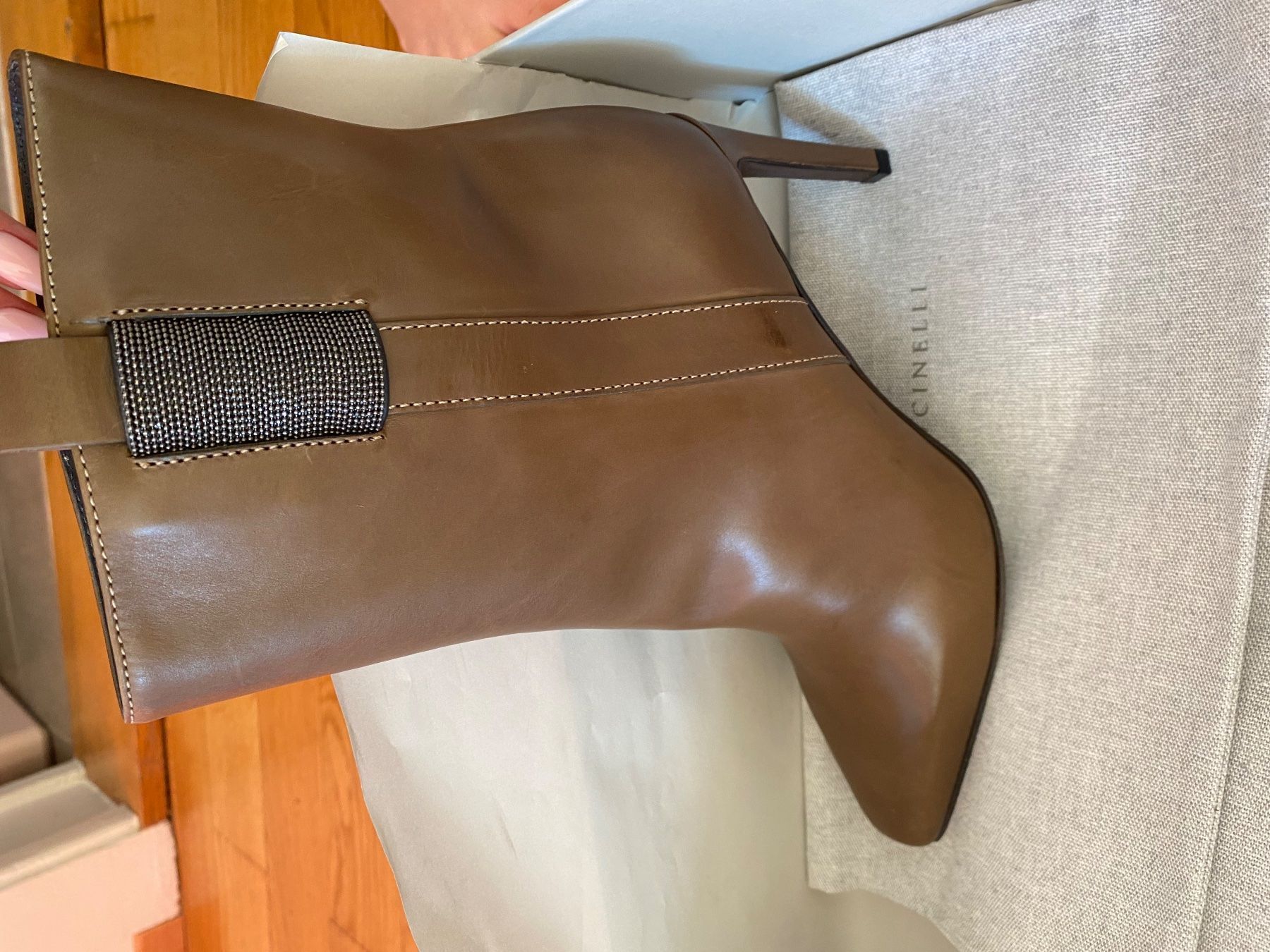 Brunello Cucinelli Damenschuhe: Brunello Cucinelli boots – Neu und originalverpackt aus St-Légier-Chiésaz von arielbokser 1