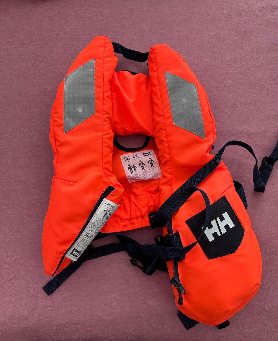 Helly Hansen Giubbotti di salvataggio: Helly Hansen Rettungsweste – Usato da Dürrenroth venduto da tvy_bh56