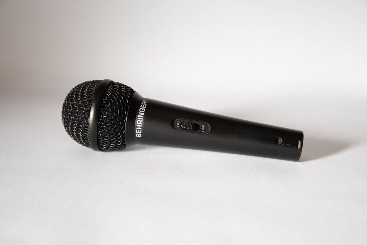 Behringer Microfoni: Mikrofon Behringer schwarz, gebraucht – Usato da Lotzwil venduto da Klaro