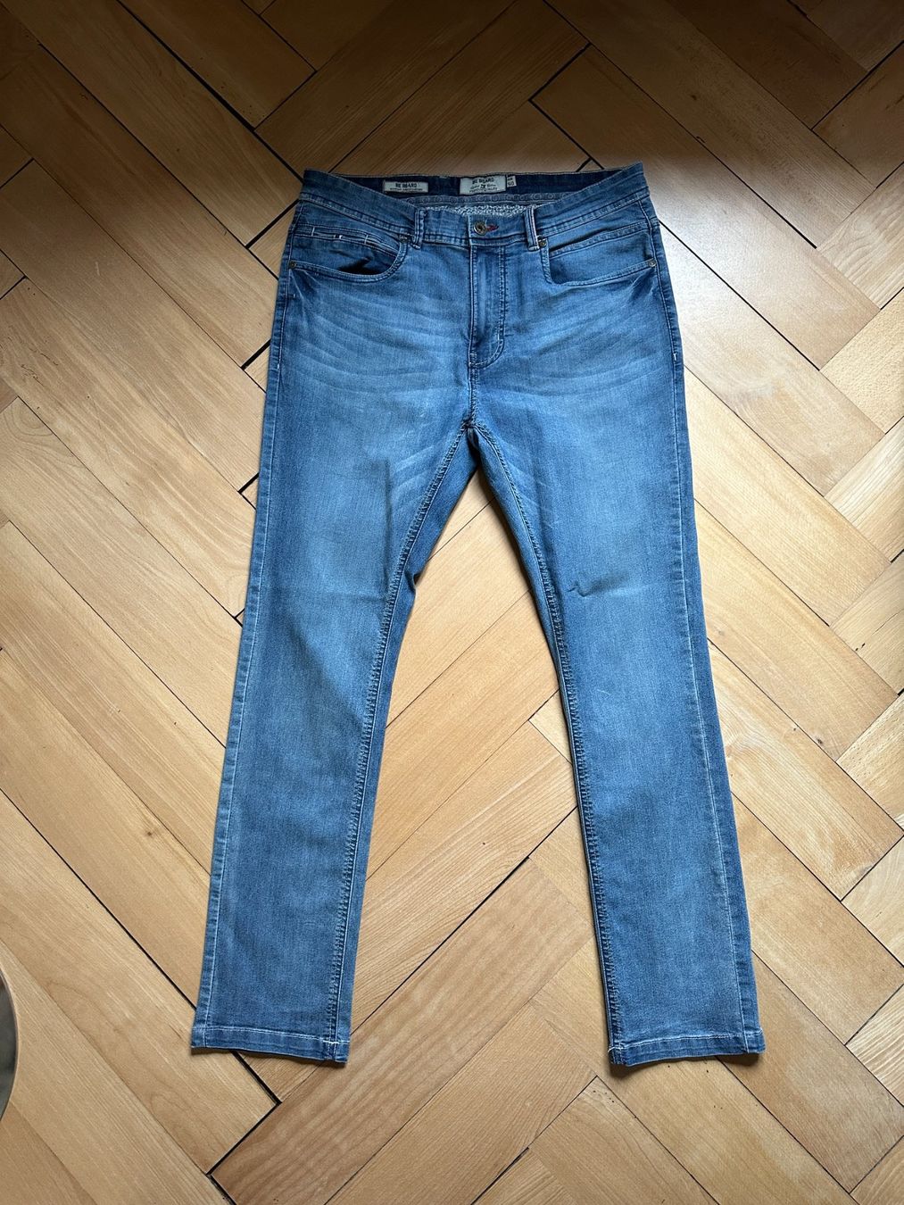 Jeans: BE BOARD - Jeans hellblau 50 – Gebraucht aus Zürich von Diazaio