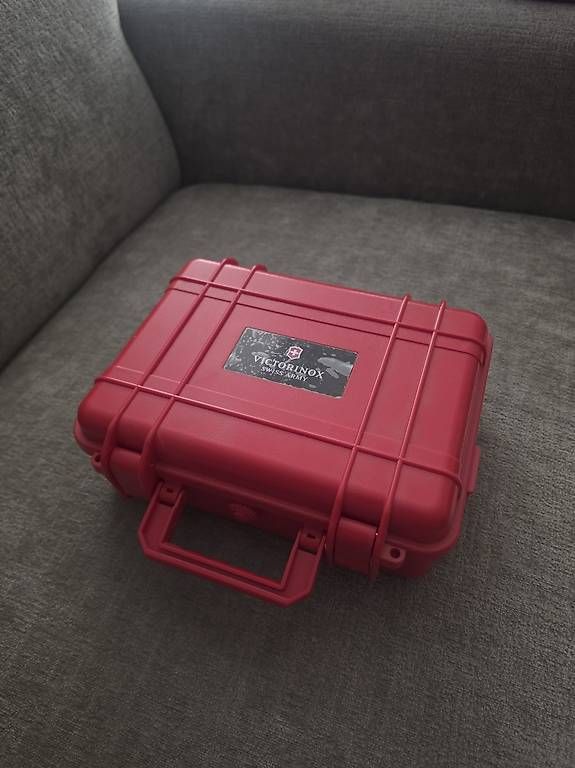 Orologi: Victorinox inox carbon limited edition – Usato da Renens VD venduto da aligrapefruit