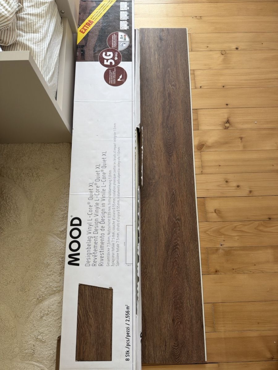 Rivestimenti per pavimenti: Vinyl Designbelag Eiche Malbec – Nuovo e nell'imballaggio originale da Zürich venduto da szy_7zj5 2