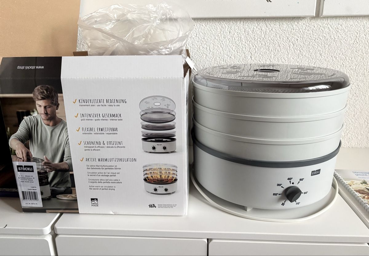 Stöckli Küchengeräte: Dörrgerät Stöckli Dörrex mit Timer NEU! – Neu und originalverpackt aus Seewis Dorf von reddragon02