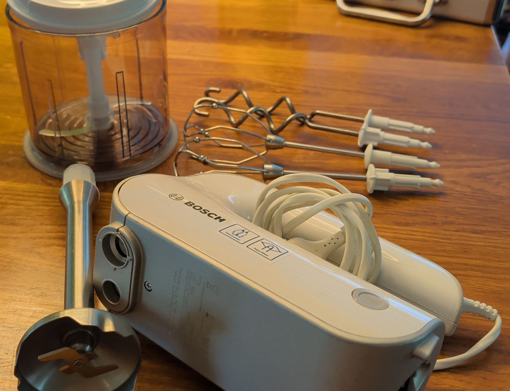 Bosch Elettrodomestici da cucina: Bosch Handmixer mit Zubehör – Usato da Thalheim AG venduto da duxeli_thale 1