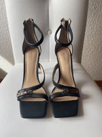 Guess Schuhe / Sandalen– Schwarz, Grösse 39 (Neu)