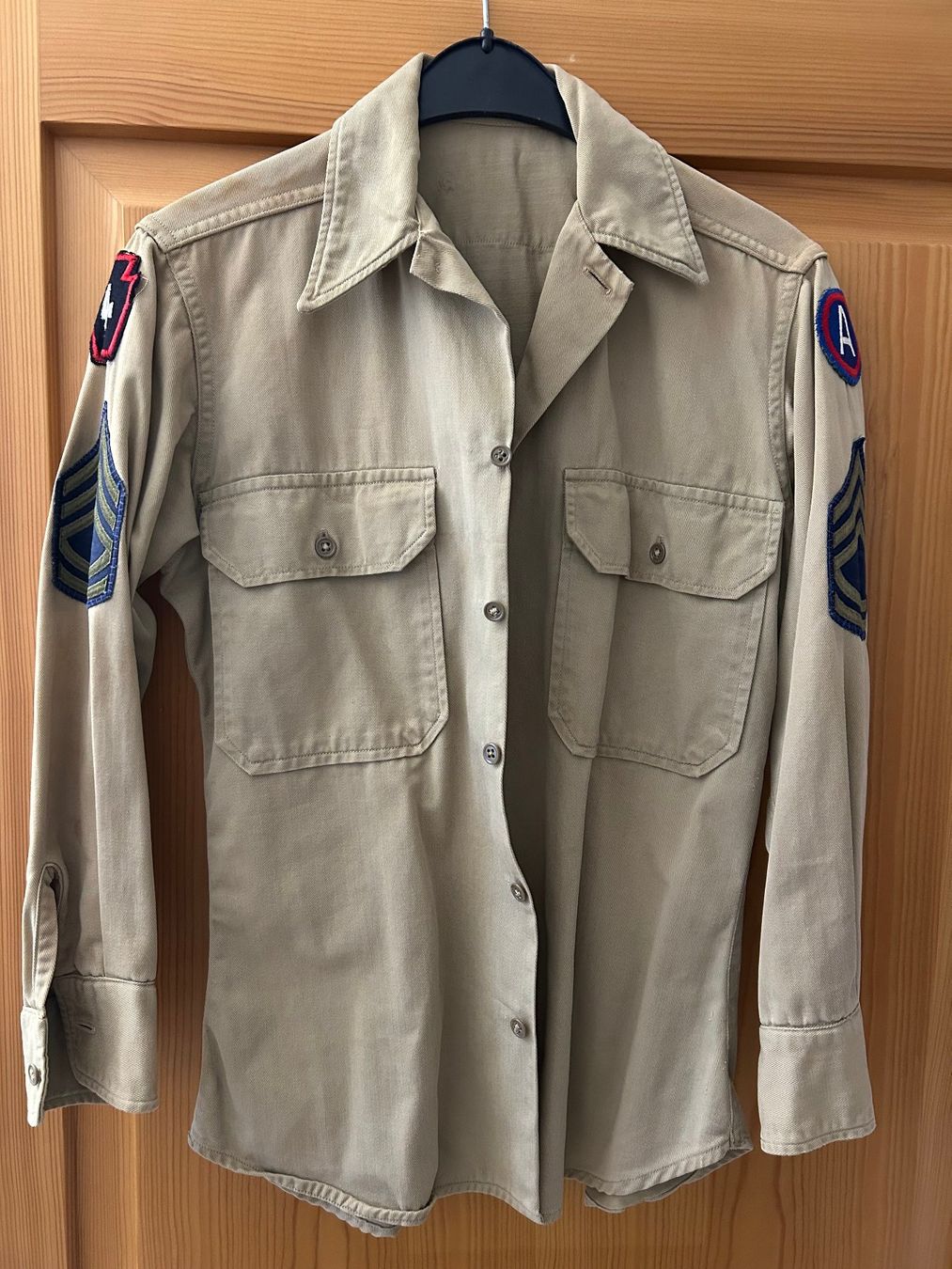 US Army Uniformen: WW2 US-Uniformhemd Original – Gebraucht aus Walchwil von Holger2