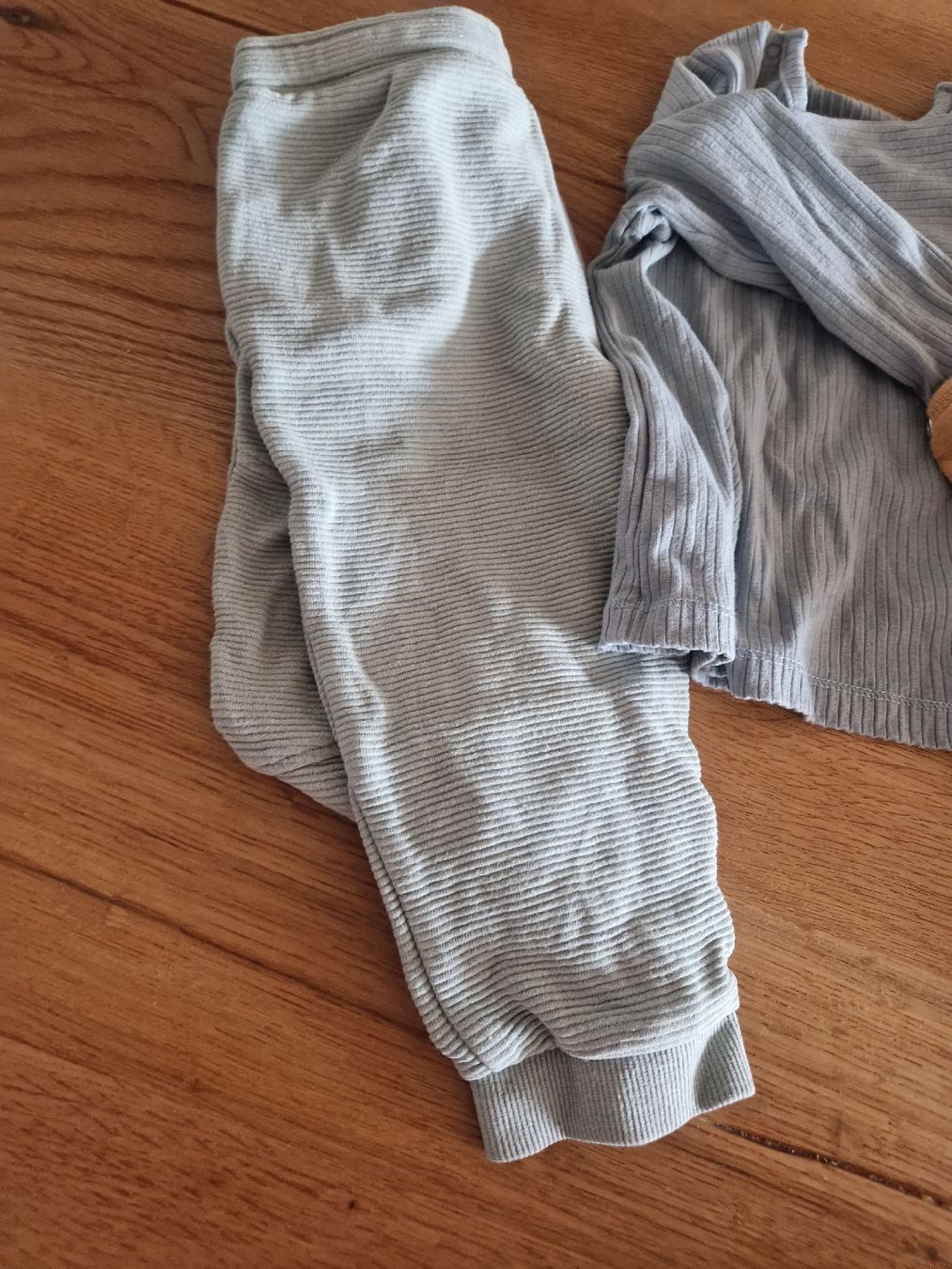 Kleiderpakete & -sets: Baby Kleiderpaket Gr 86 – Gebraucht aus Reinach BL von Dschinni80 1