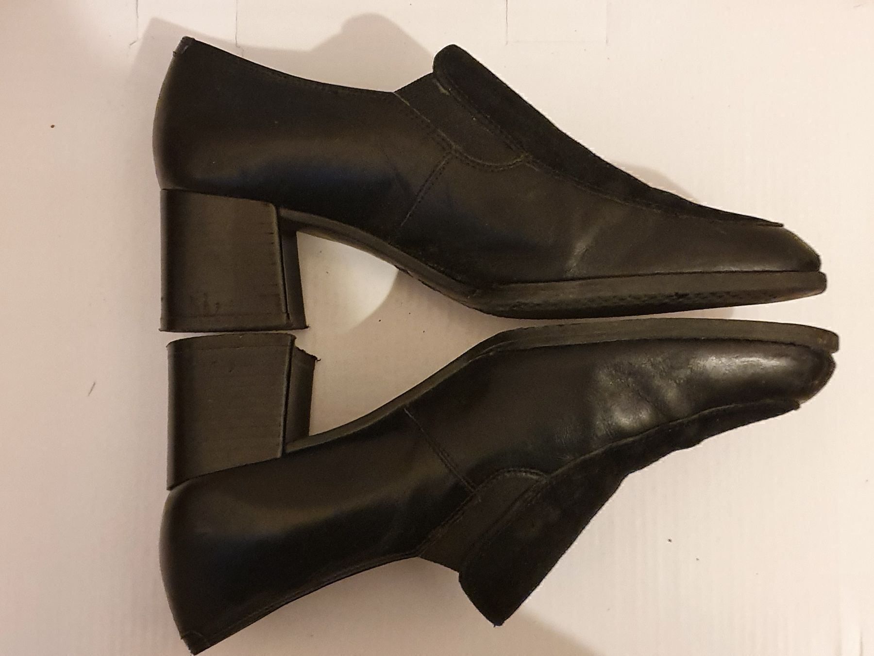 Scarpe da donna: Venturini Damenschuhe Gr. 37 – Usato da Langnau am Albis venduto da jer_pm72 2
