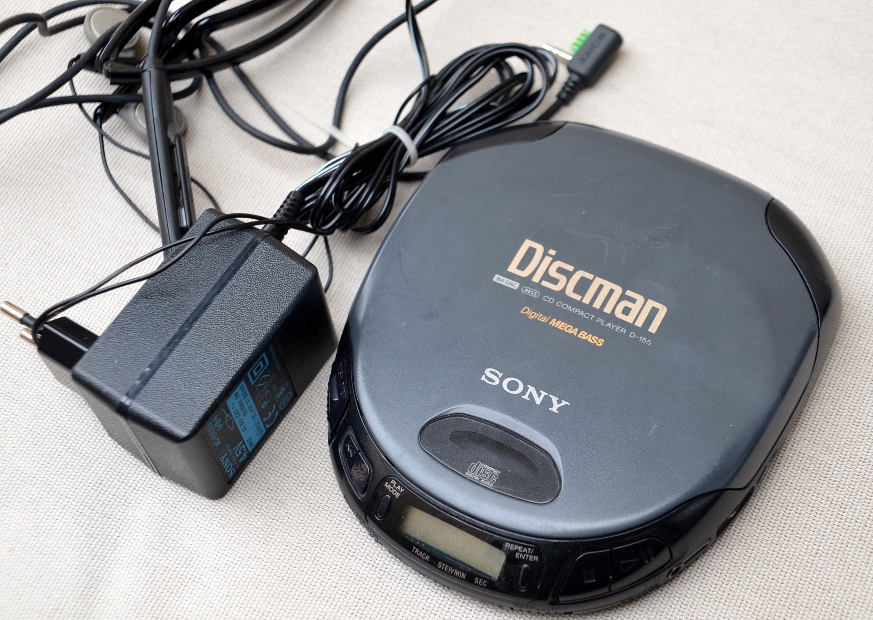 Sony Lettore multimediale portatile: Discman Sony Discman D-155 – Usato da Collonges venduto da arashee 2
