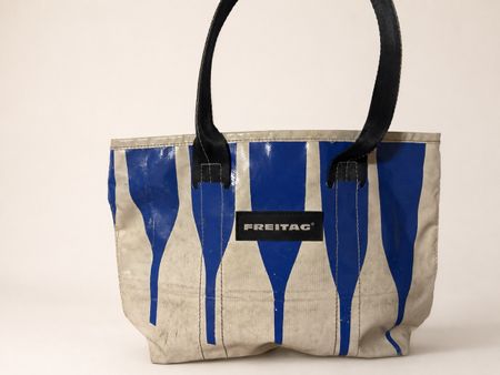 FREITAG F72 DONNA – seltenes blau-weisses Unikat