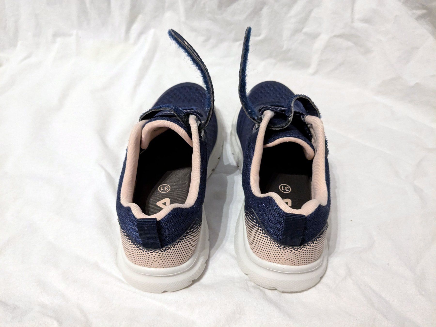 Fila Scarpe per ragazze: Fila Sneaker Blau/Pink Gr. 31 – Usato da Winterthur venduto da in4matiker 3