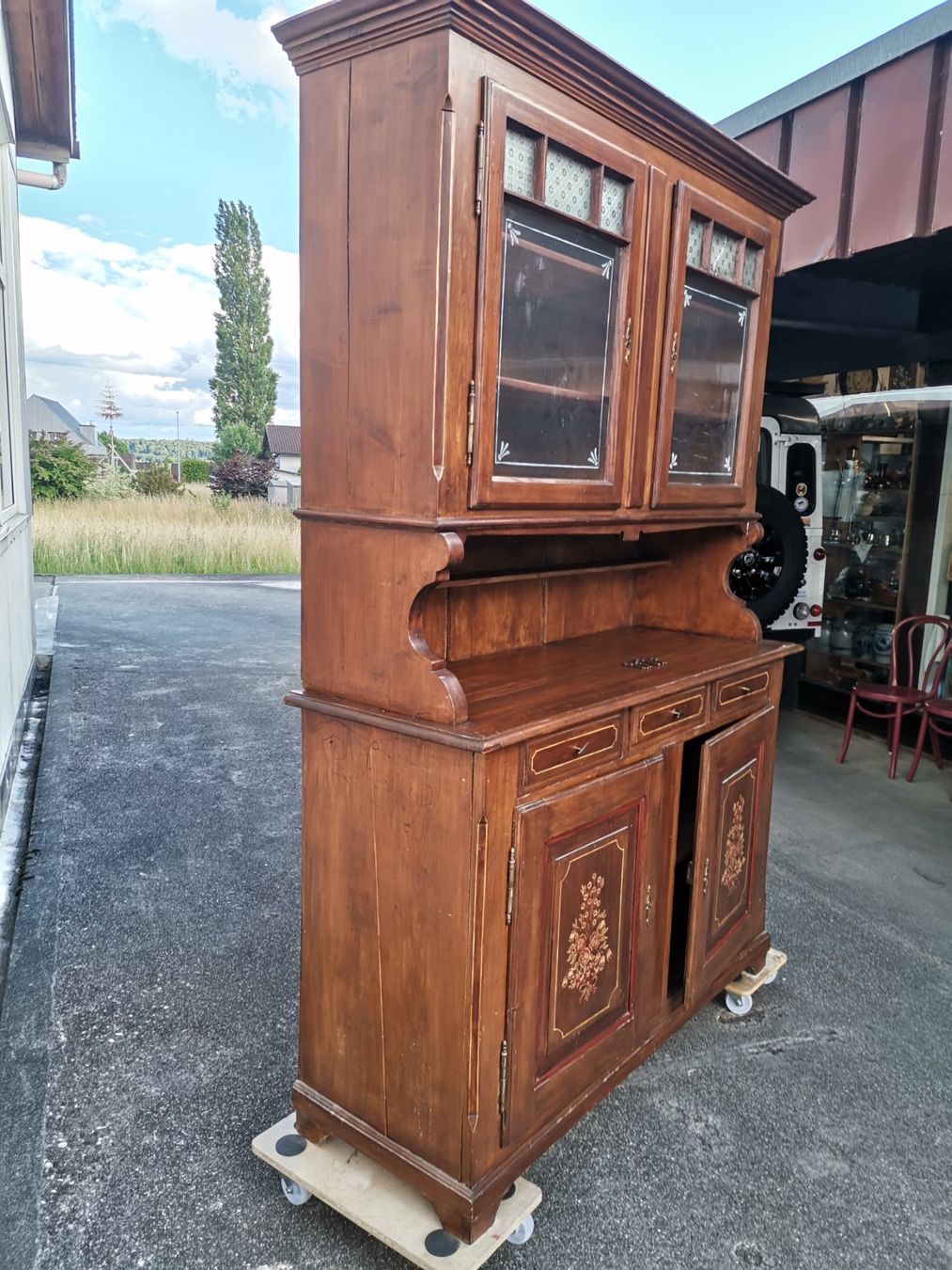 Credenze: Altes Buffet, Altes Büffet, Antikes Buffet, Antikes Büffet – Usato da Wiedlisbach venduto da materialkreislauf 1