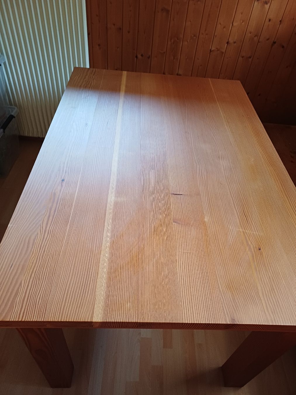 Tavoli: Lärchenholztisch – Usato da Kriens venduto da MiPa. 1