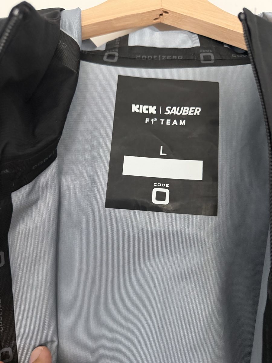 Jacken: Hardshelljacke re Stake Formel 1 Team Kick Sauber ORIGINAL – Neu (gemäss Beschreibung) aus Zürich von tekinag 1