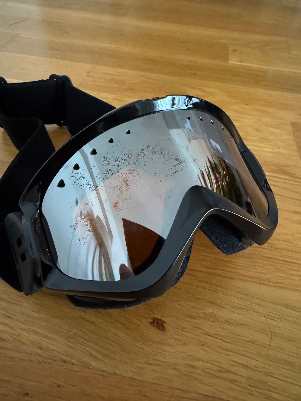 Occhiali & Lenti: Anon Ski- & Snowboardbrille schwarz – Usato da Bettlach venduto da Kvety 3