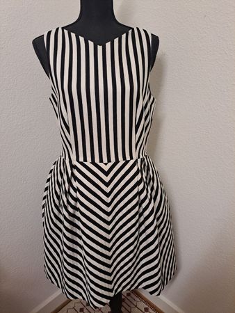 Zara striped dress size L - 40/42