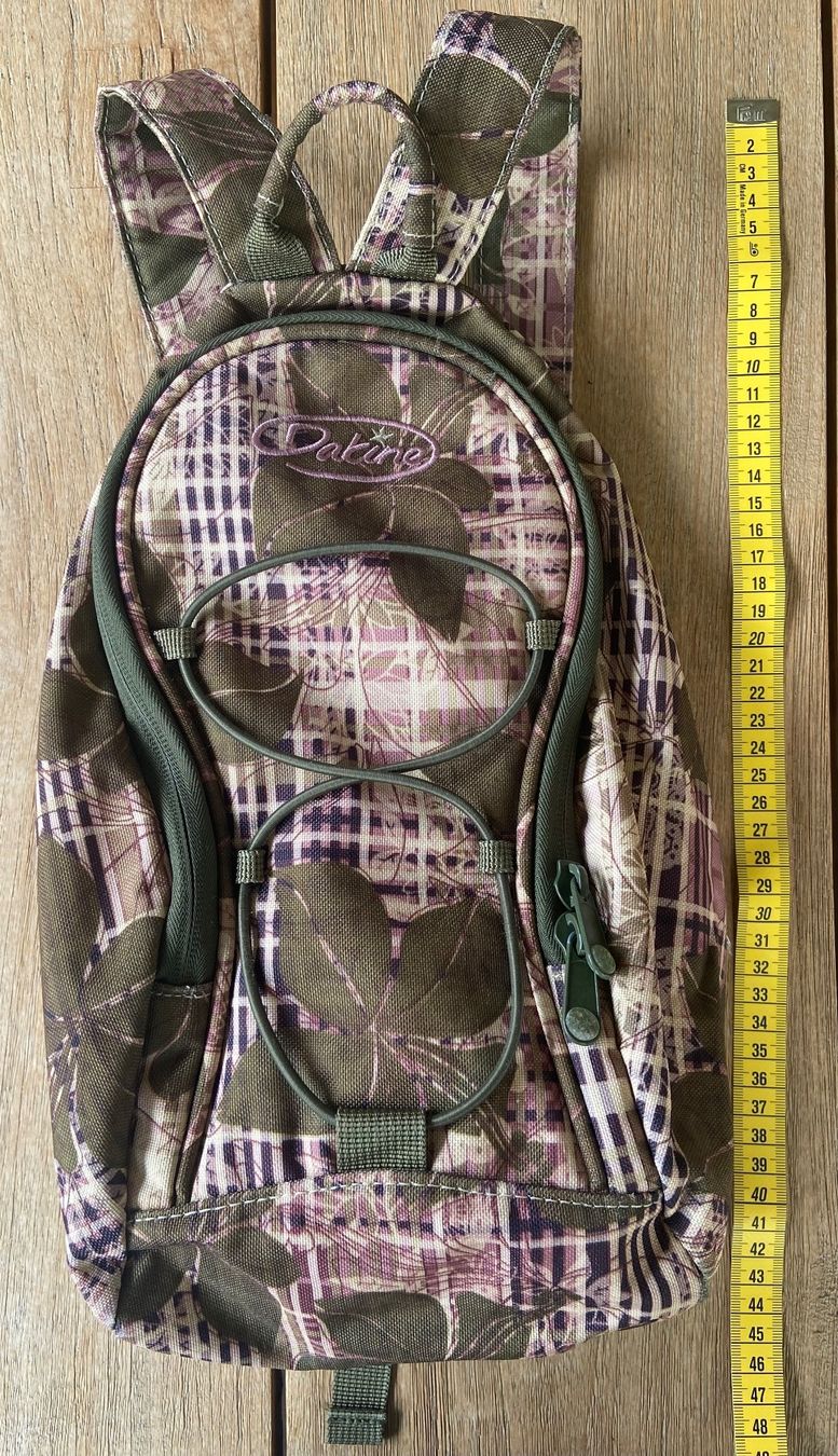 Dakine Zaini: Dakine Rucksack – Usato da Widnau venduto da Imani