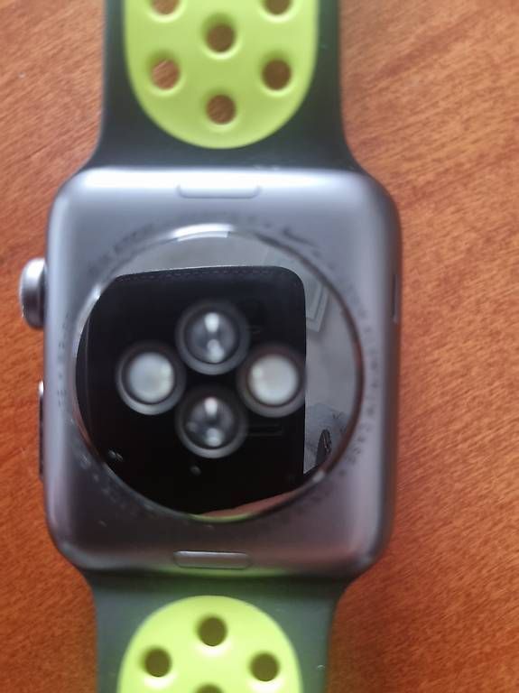 Smartwatch: Apple Watch Nike – Gebraucht aus Camorino von Fabiopu