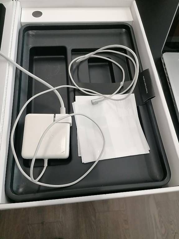 Portables: MacBook Pro (15 Zoll, Ende 2011) – D'occasion à Löhningen par Divemisli 3