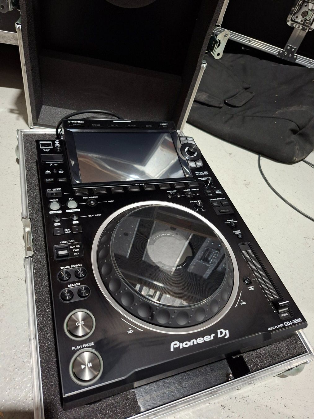 Pioneer Lettore multimediale & Streamer: Pioneer CDJ-3000 Multi Player - mit Flightcase – Usato da Chur venduto da 80808080 2
