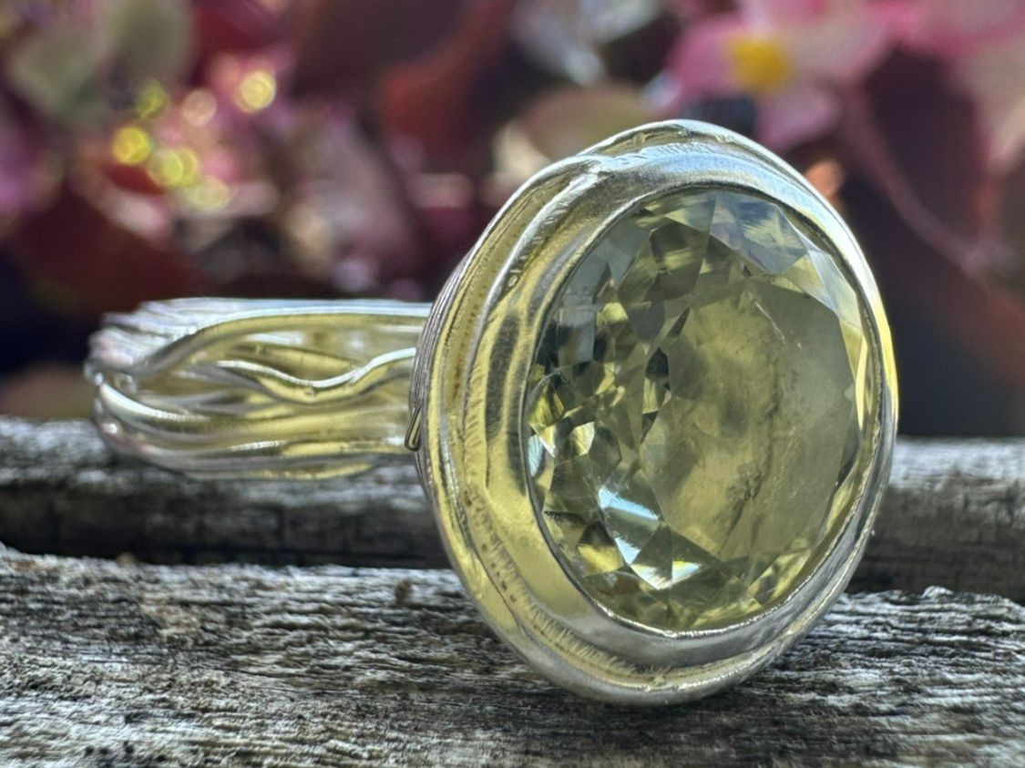 Olga Ribler Bagues: Prasiolith Ring Silber hellgrün  Unikat 54 – Neuf (Voir description) à Luzern par Schmuckoutlet 2