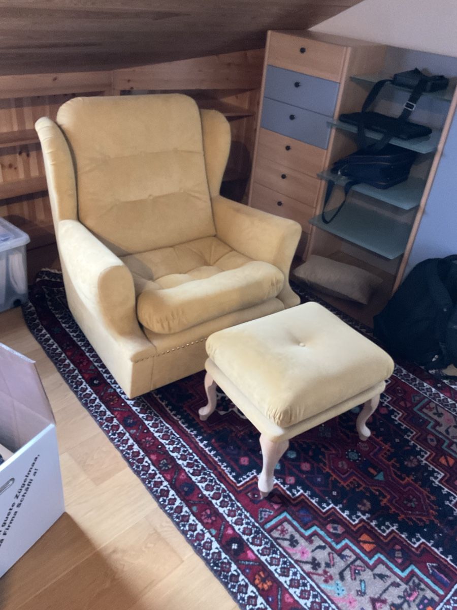 Poltrone: Sessel mit Hocker gelb guter Zustand – Usato da Rheinau venduto da lhi_7rdz 2