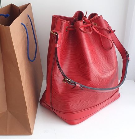Louis Vuitton Grand Sac Noé Epi Leder Rot
