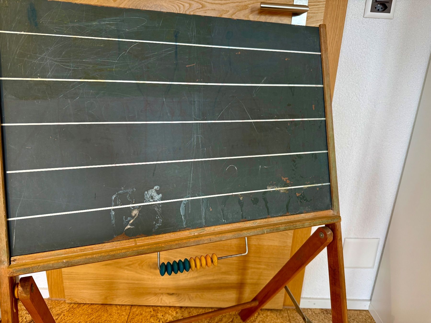 Lavagne: Vintage Kindertafel mit Abakus, gebraucht – Usato da Grabs venduto da Na_Va 1