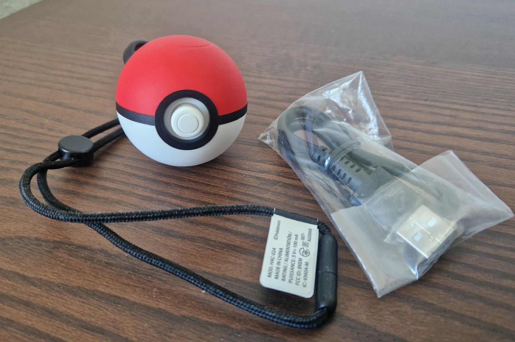 Nintendo Controller: Manette Poké Ball Plus pour Nintendo Switch – Usato da Biel/Bienne venduto da Boozook 1