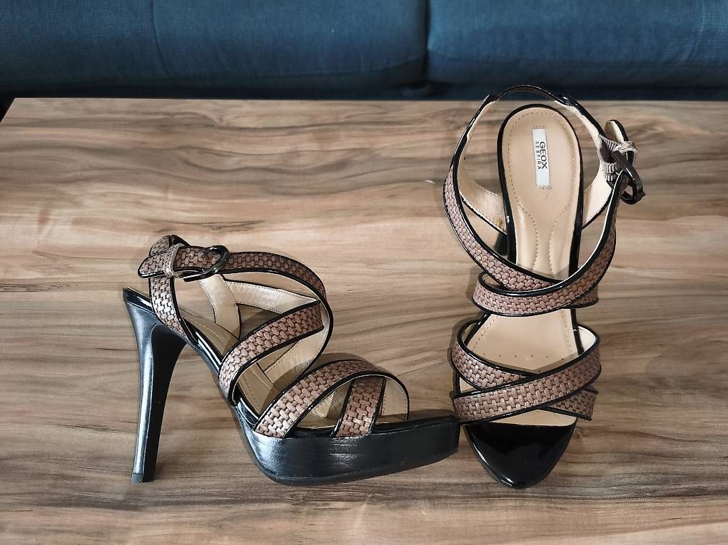 Chaussures femmes: Heels / Markenschuhe – D'occasion à Kaisten par lys_zzy8 4