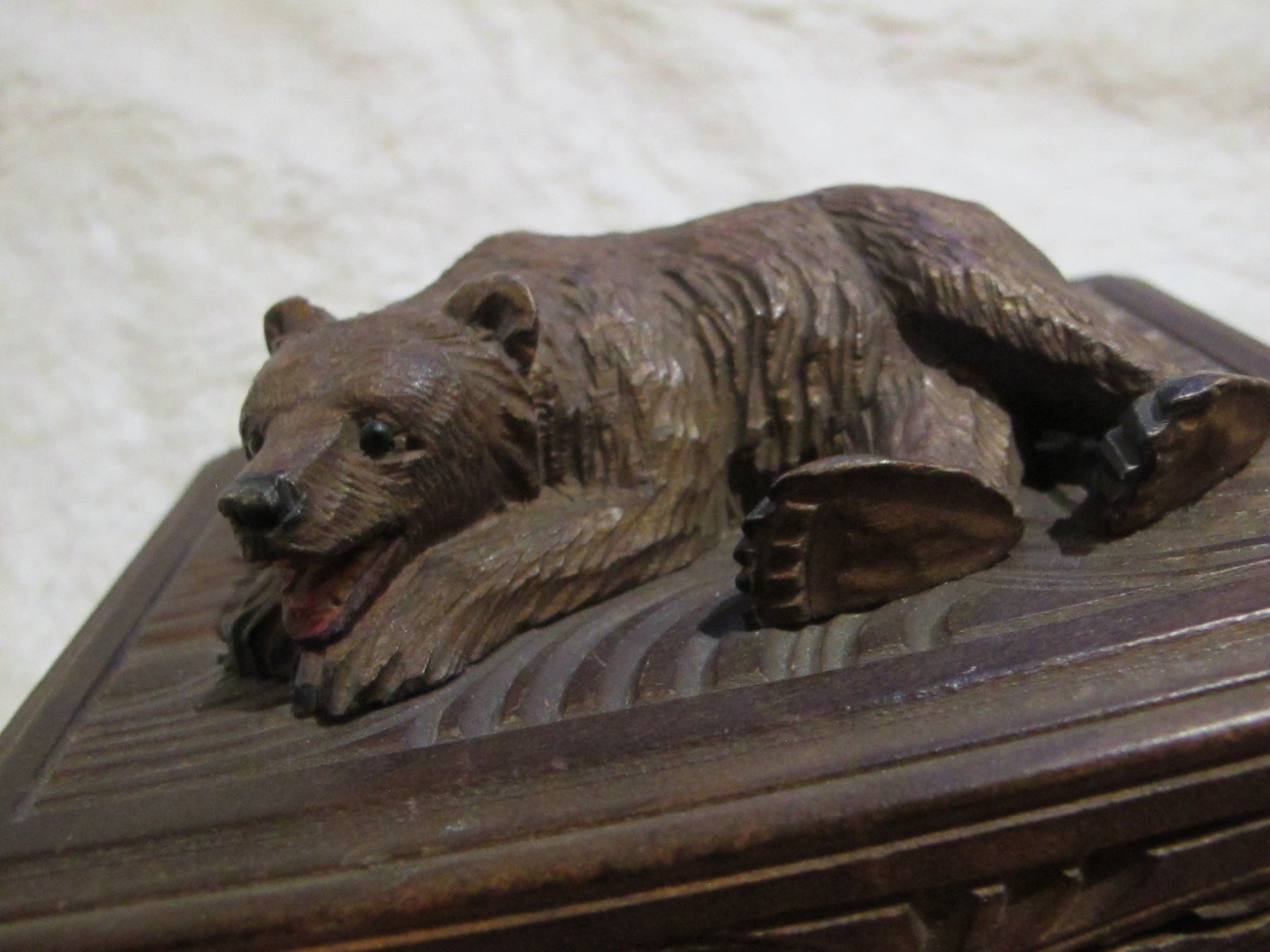 Figurines: Brienzer Bär Schnitzerei Schatulle Oder Schmuckkästchen Rar – D'occasion à Altnau par SwissGoldTime 1
