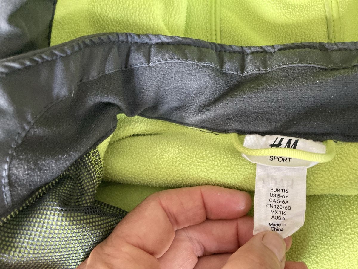 H&M Vestes & Manteaux: Softshelljacke H&M 116 – D'occasion à Amden par Karplusan 1