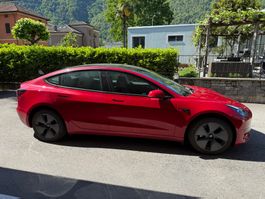 TESLA Model 3 Standard Range