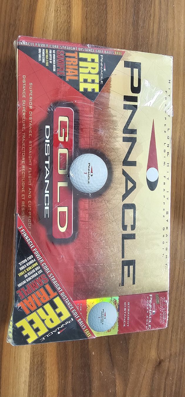 Clubs & Sets: Golfset komplett mit Bag, driver, Eisen, Putter     – D'occasion à Luzern par C12 6