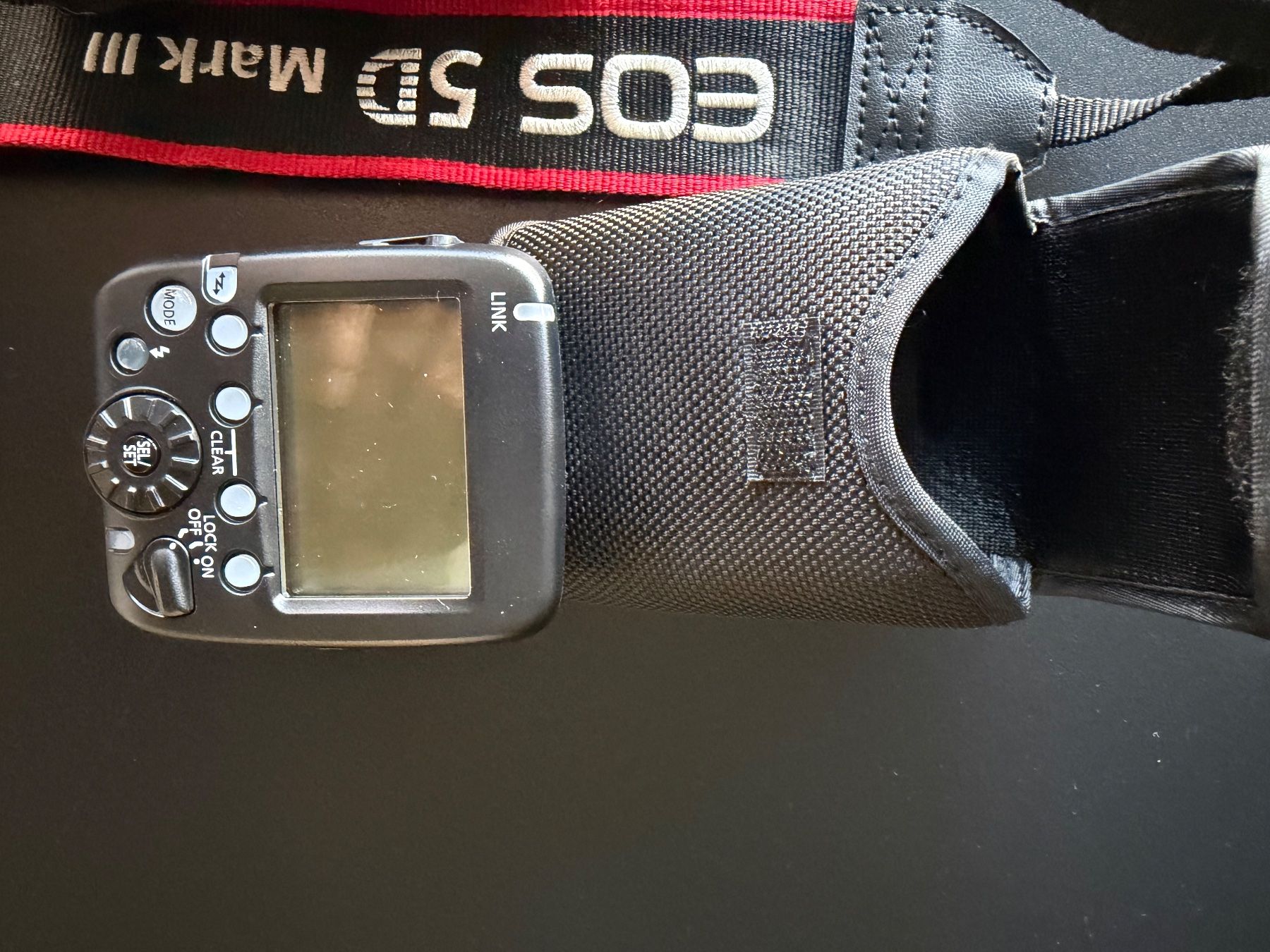 Canon Fotocamera: Kamera Canon EOS 5D Mark III mit Batteriegrif – Usato da Nänikon venduto da MircoPellegrino 6
