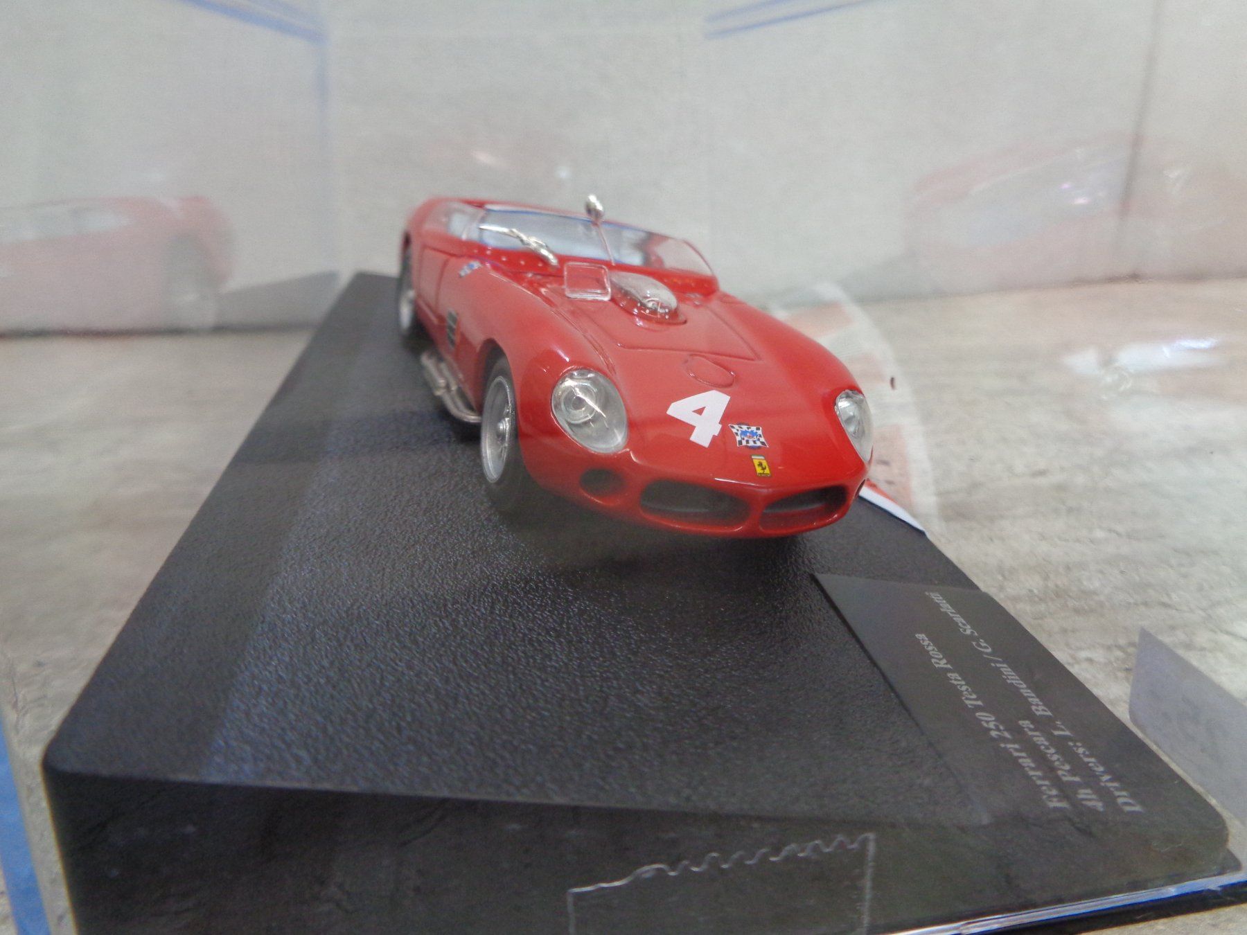 Ferrari Modellini d'auto: Altaya 1:43 Ferrari 250 Testa Rossa – Nuovo e nell'imballaggio originale da Reconvilier venduto da rallycar 1