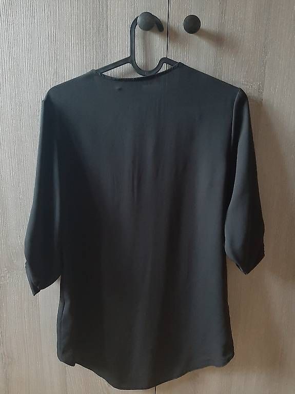 Primark Camicette: Primark Bluse schwarz Gr. 34 – Usato da Marthalen venduto da Jenny.Z 3