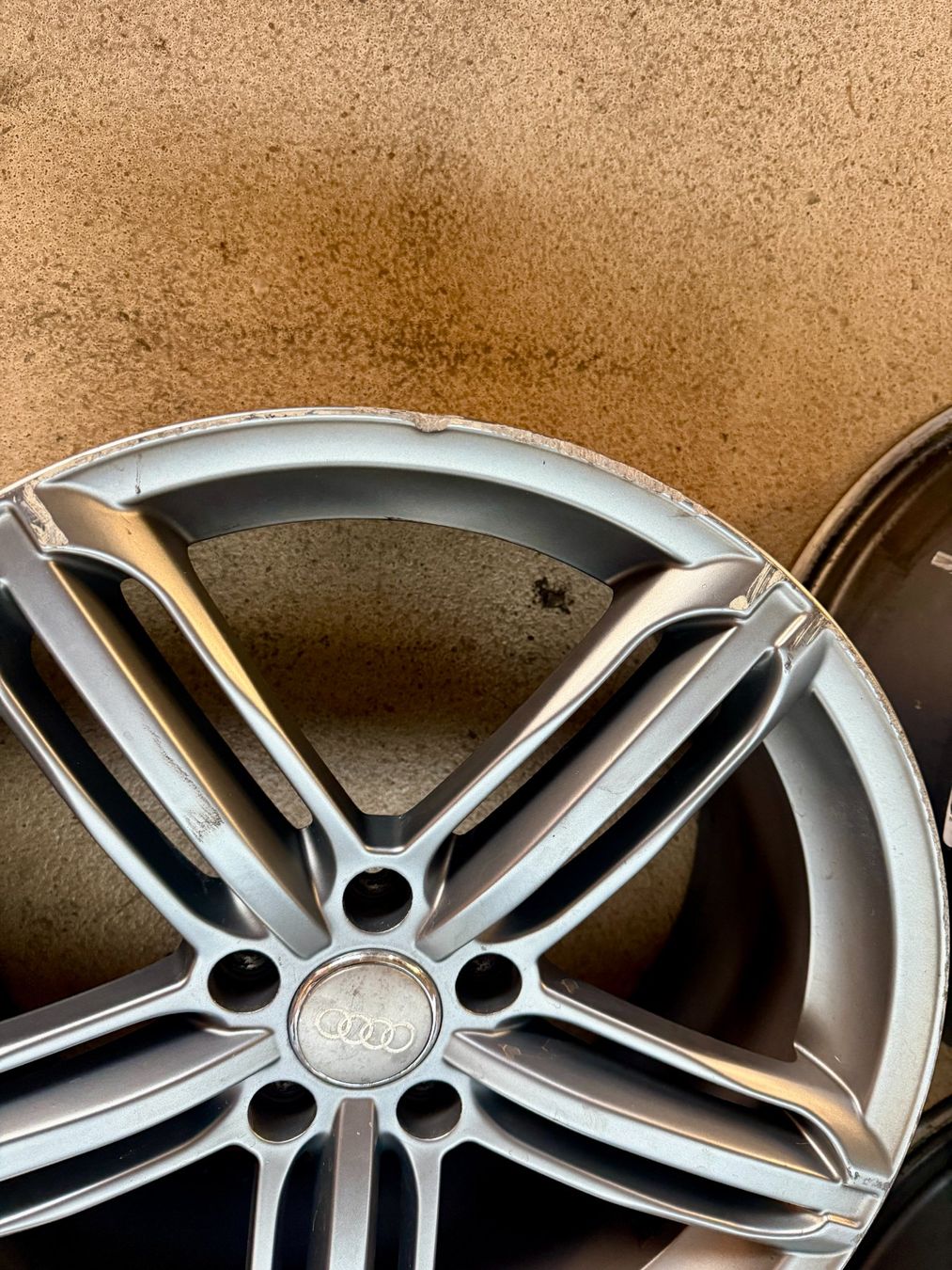 Audi Cerchioni: Audi A3 / S3 Felgen – Usato da Gretzenbach venduto da GarageMeilenweit 1
