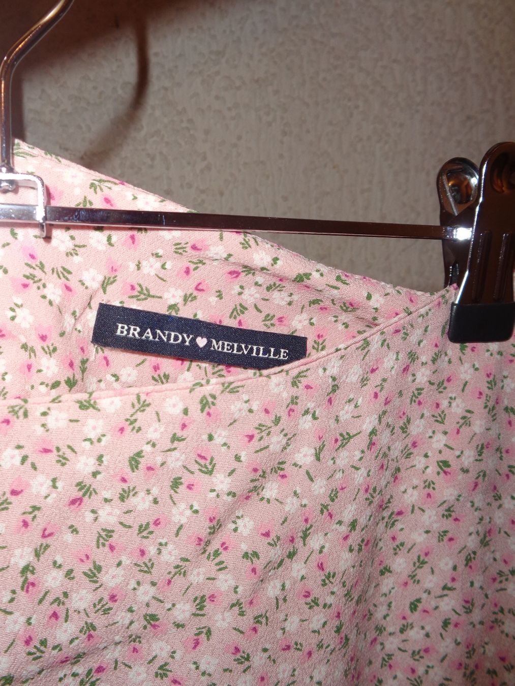 Brandy Melville Röcke: Jupe rose, Brandy Melville – Gebraucht aus La Chaux-de-Fonds von Shana_aaa 4