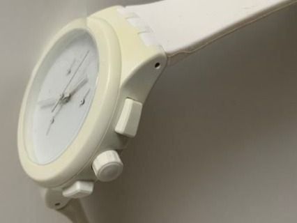 Swatch Orologi: Basic White Swatch Chrono - ungetragen – Nuovo (secondo la descrizione) da Wettswil venduto da rotonda