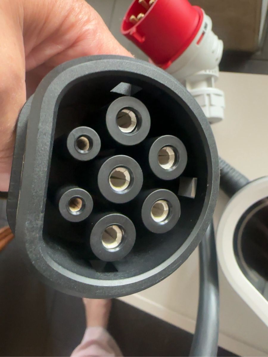 Batterie-Ladegeräte: Porsche Mobile Charger – Neu (gemäss Beschreibung) aus Stäfa von Kurt33 1