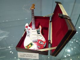 JIMI HENDRIX Modell Gitarre, Etui, HandWerk, H.26cm, Unikat!