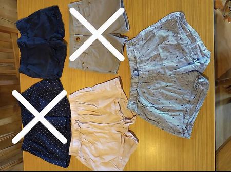 Divers shorts fille T. 104